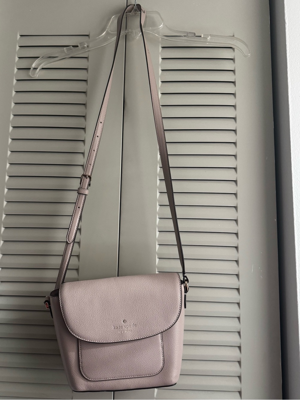 Kate Spade Pebbled Leather Crossbody Bag in Dusty Rose